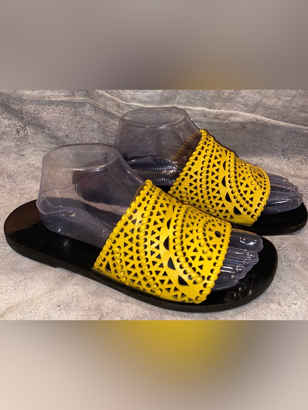 Alaia Juane Laser Cut Sandals Slides Flip Flops Leather 10 40 Italy Leather